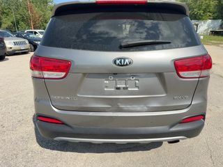 2017 Kia Sorento 3.3L EX - Primary Damage Straight On Image